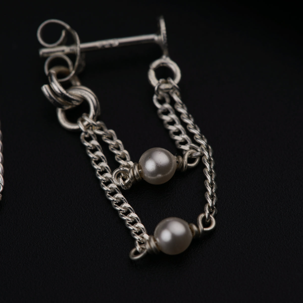 Pearl Layer Earrings