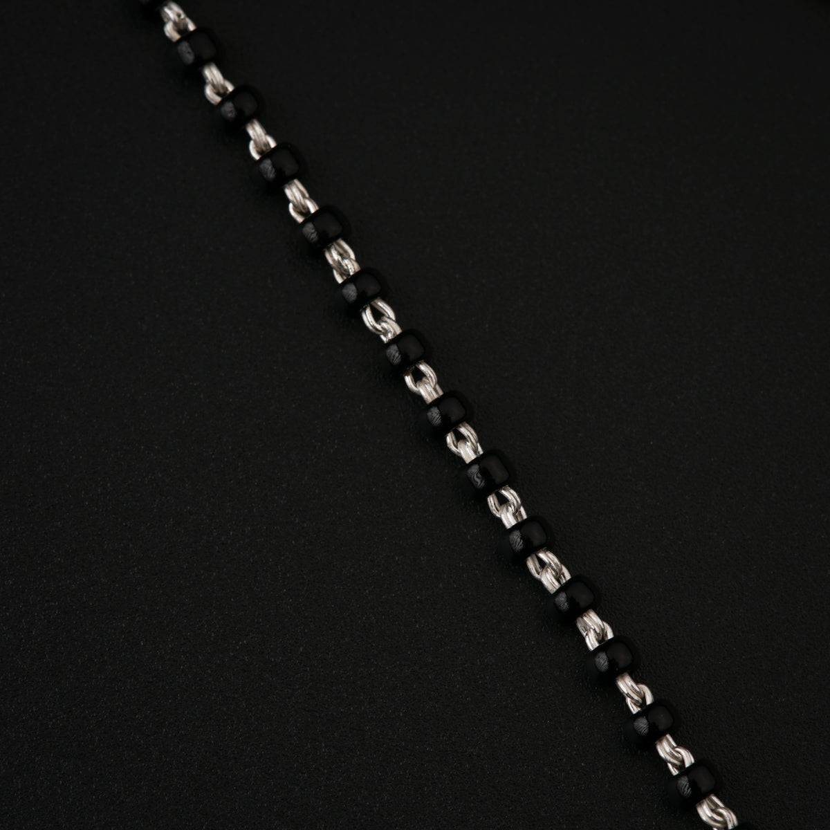 Minimal Pearls Silver Mangalsutra