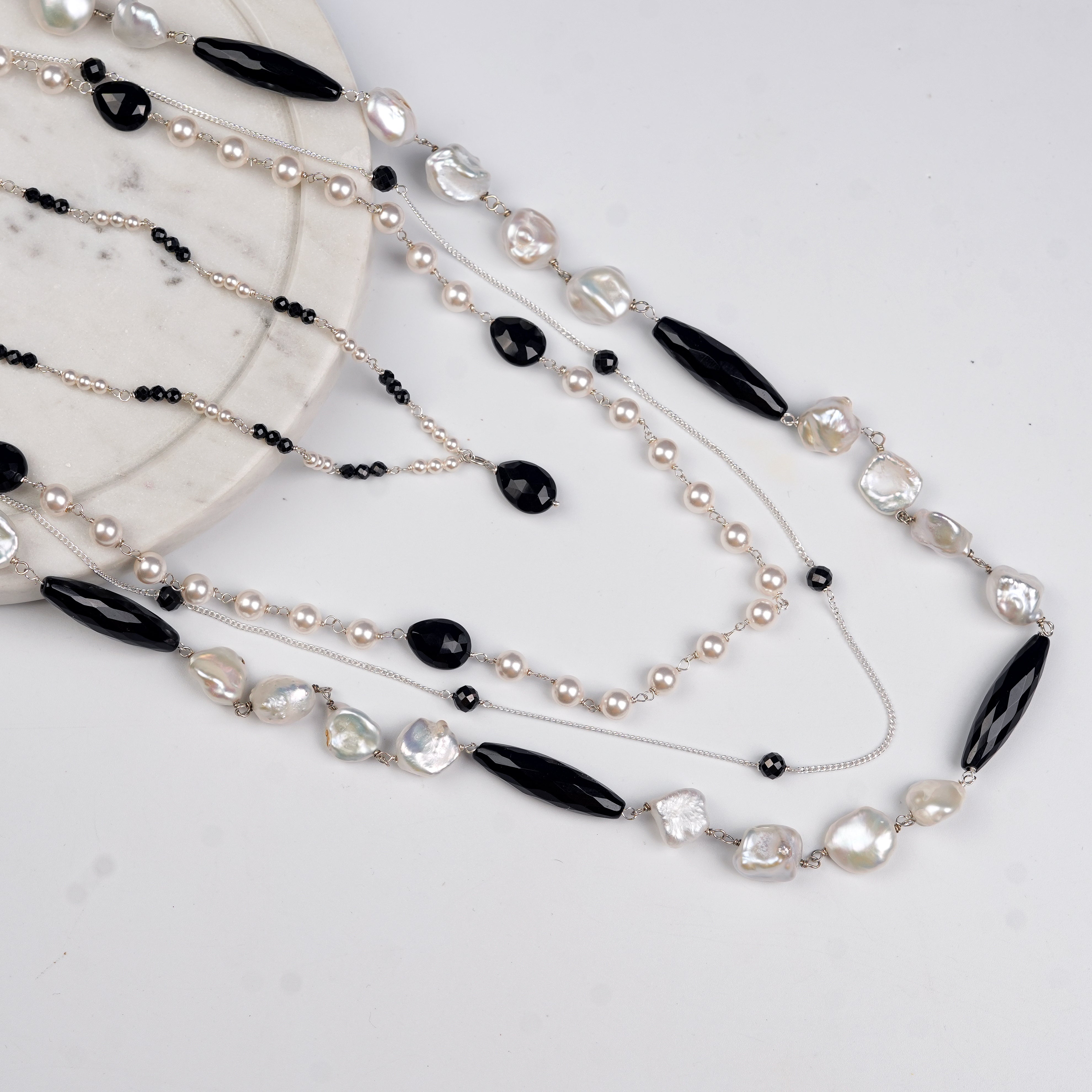 Luxe Necklace – Black Spinel & Baroque Pearls