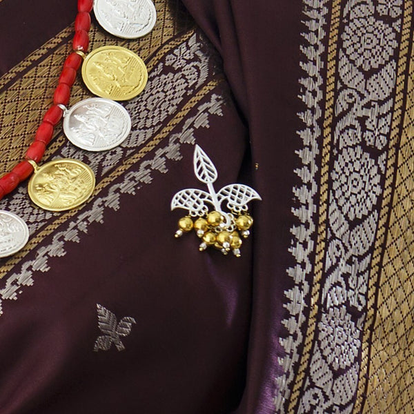 Swarna Rajat | The Leaf Filigree Brooch | Dual Tone