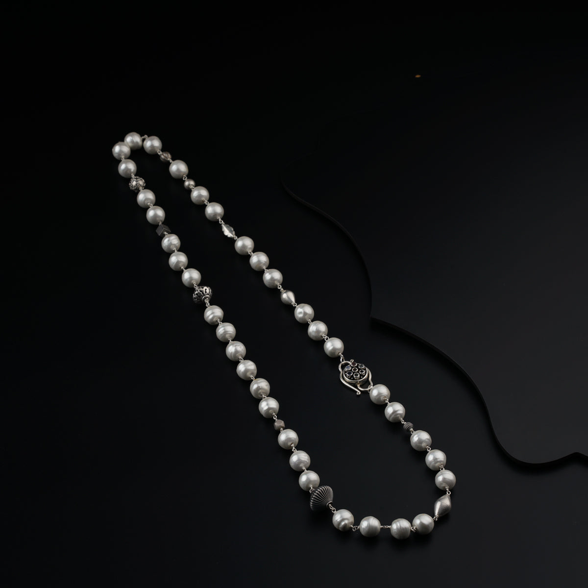 Silver Ganthan with Fresh Water Pearls And silver Beads