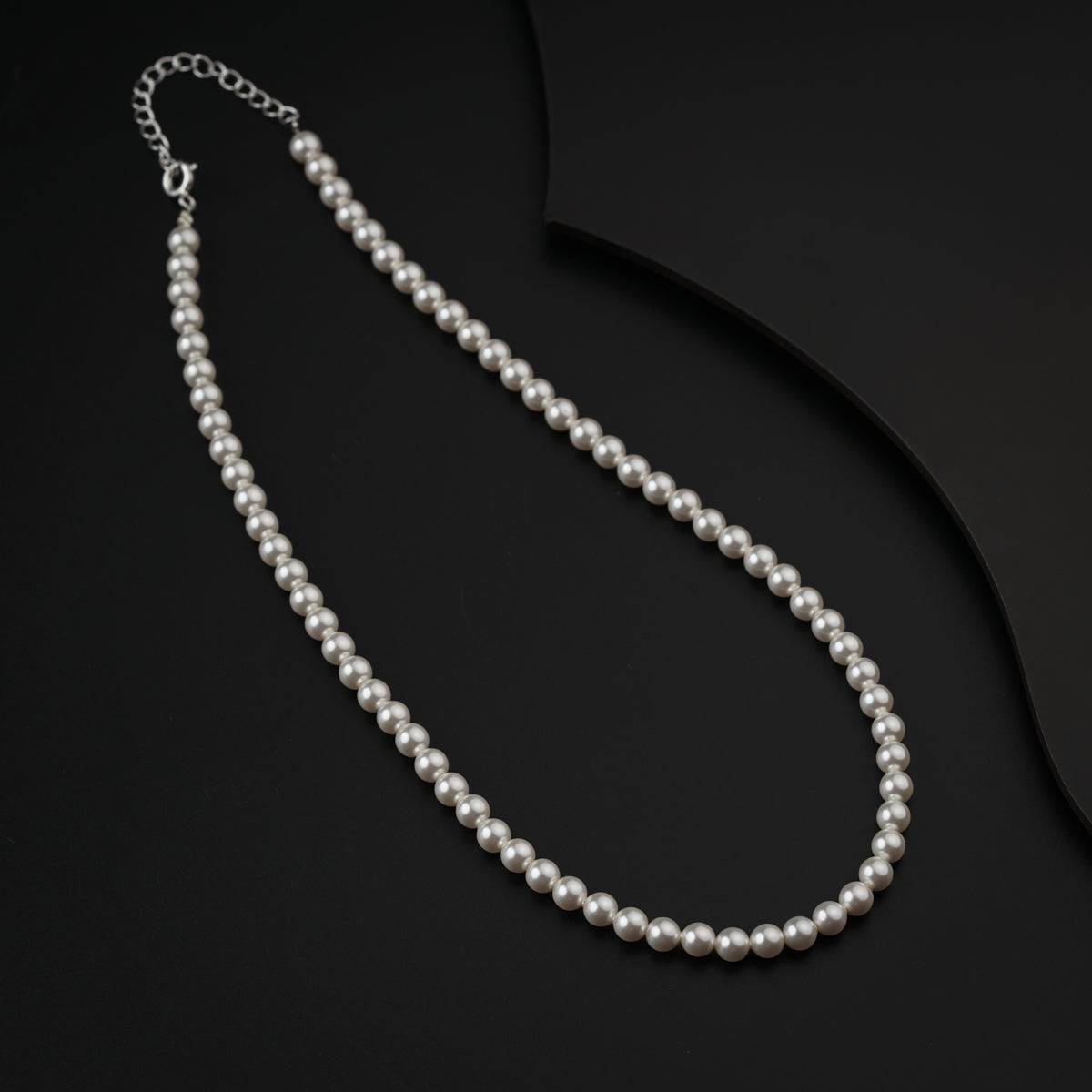 Pearl Beaded Necklace