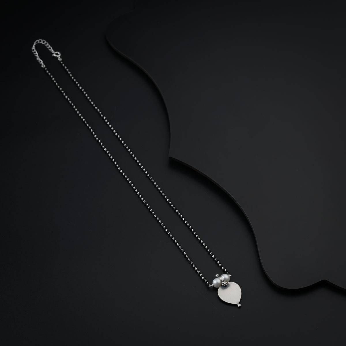 Silver Leaf Shape Motif Mangalsutra