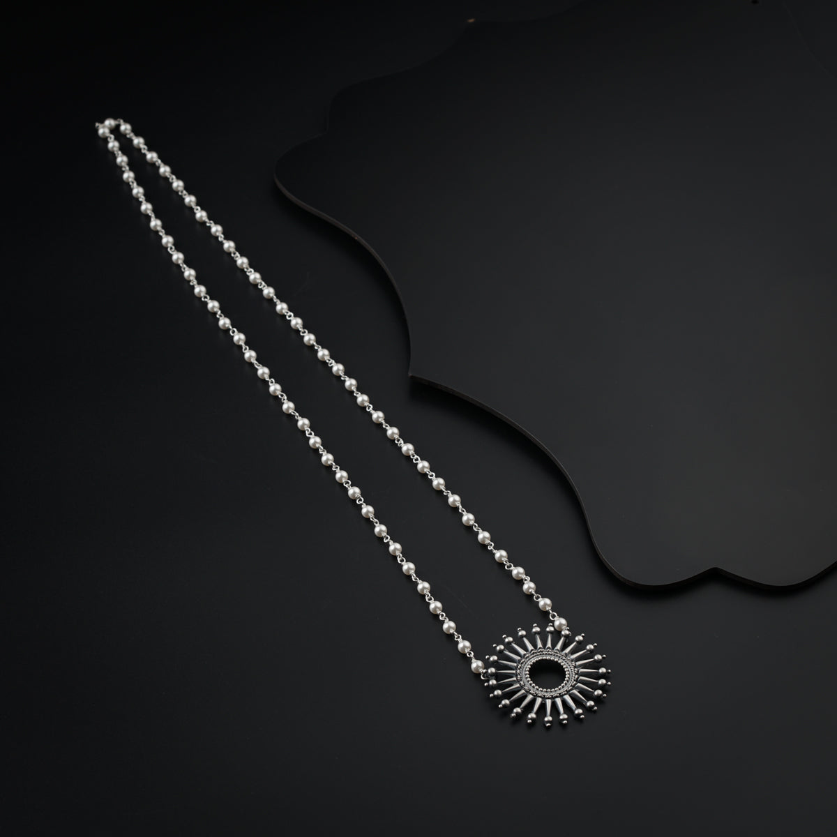 Silver Surya Kiran Motif Necklace with Pearls