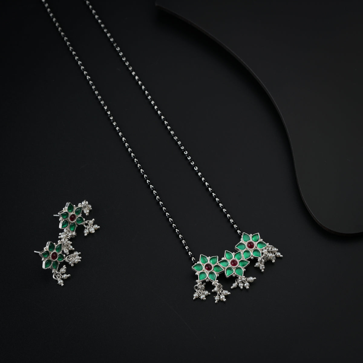 Bageecha Green Nakshatra Mangalsutra Set