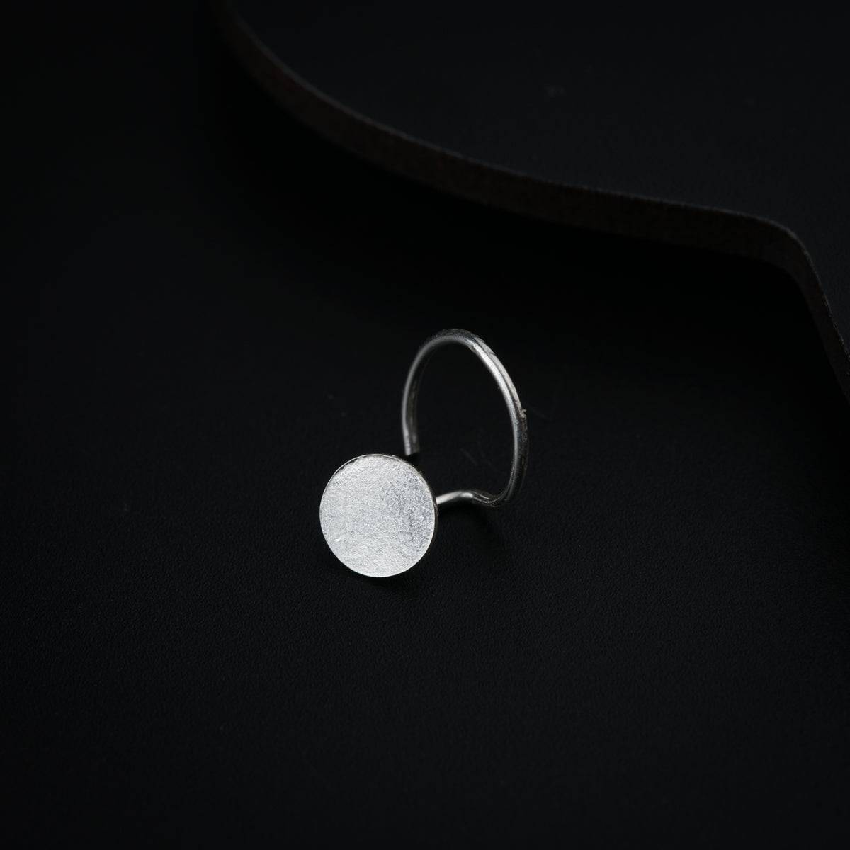 Silver Tiny Plain Circle Nose pin