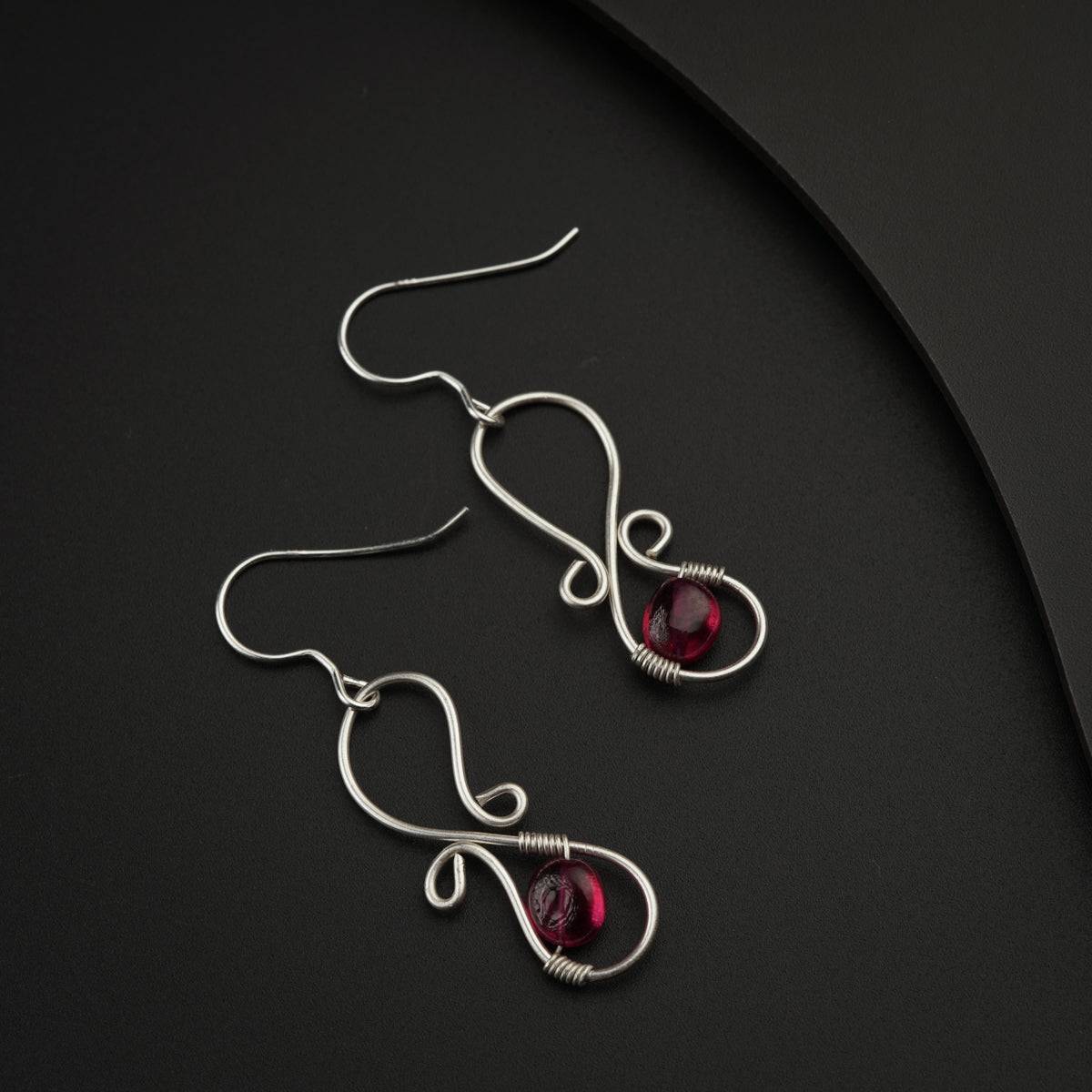 Silver Sparkle Earring with Garnet