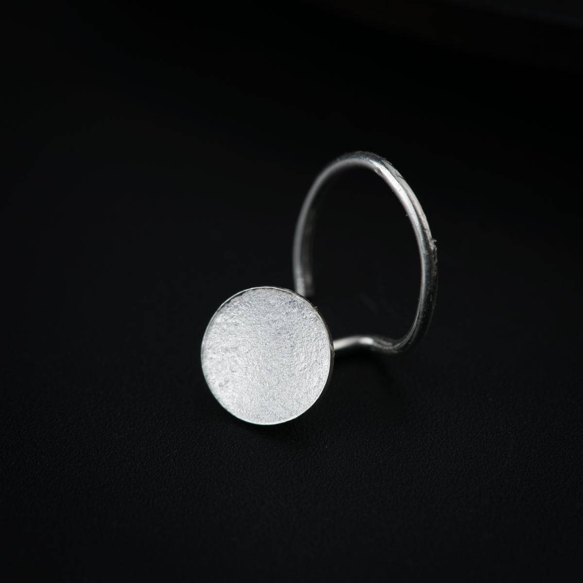 Silver Tiny Plain Circle Nose pin