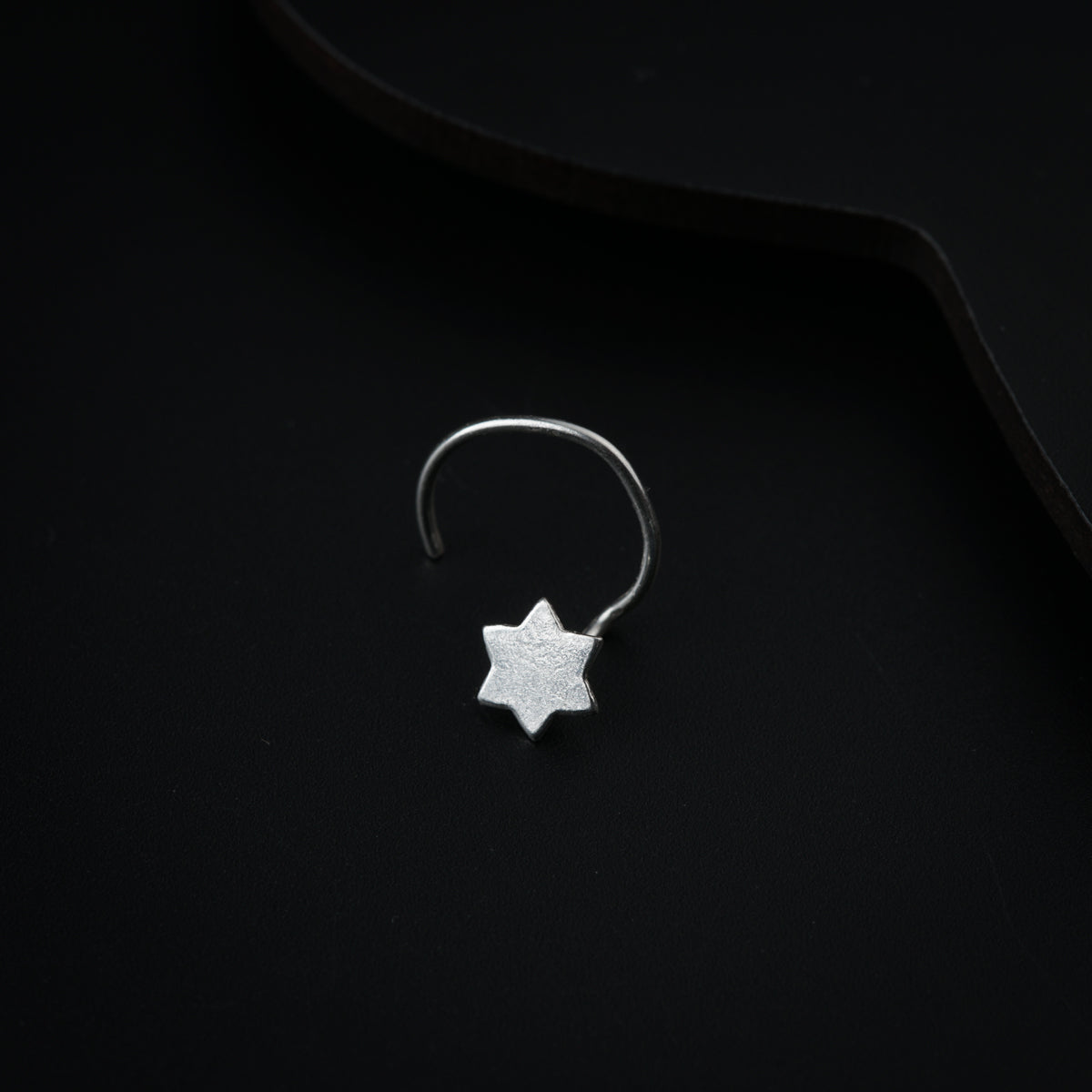 Silver Tiny Plain Star Nose pin