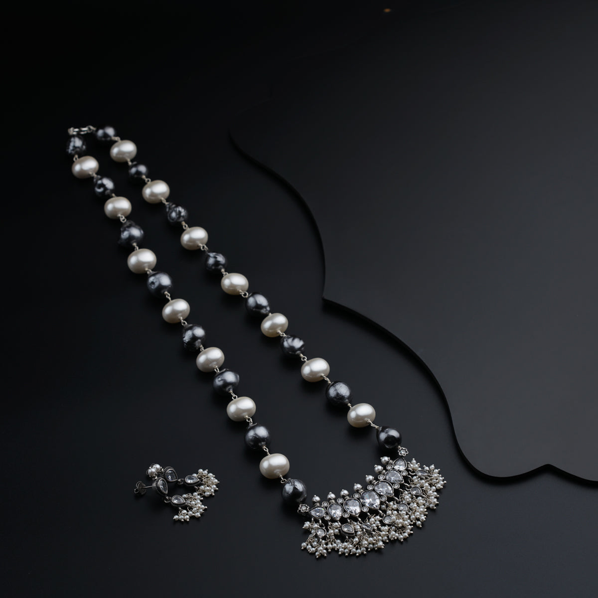 Classic Silver Tanmani Set With Baroque Pearls