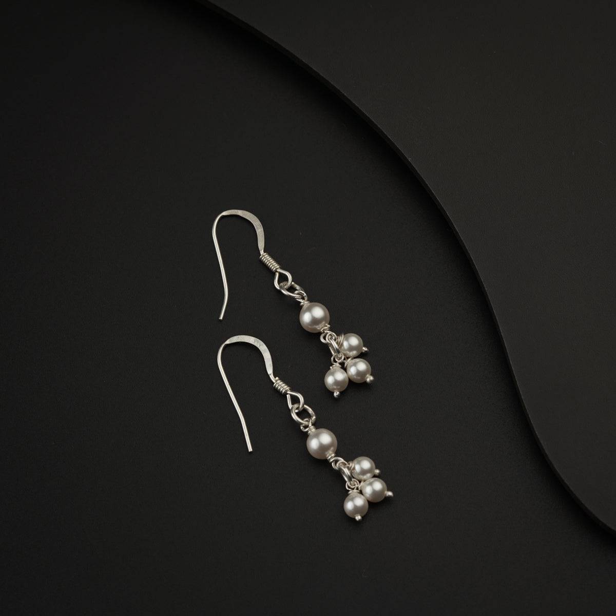 Pearl Latkan Earring