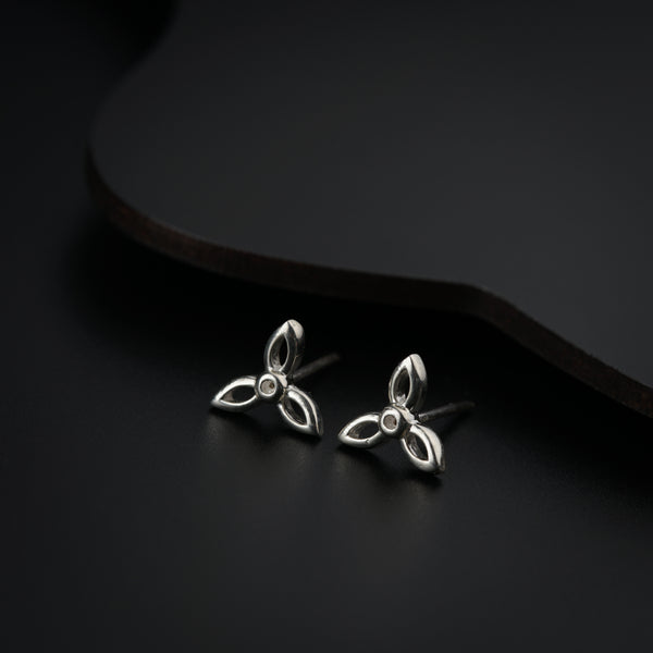 Silver Tiny Flower Earring , great for second piercing !