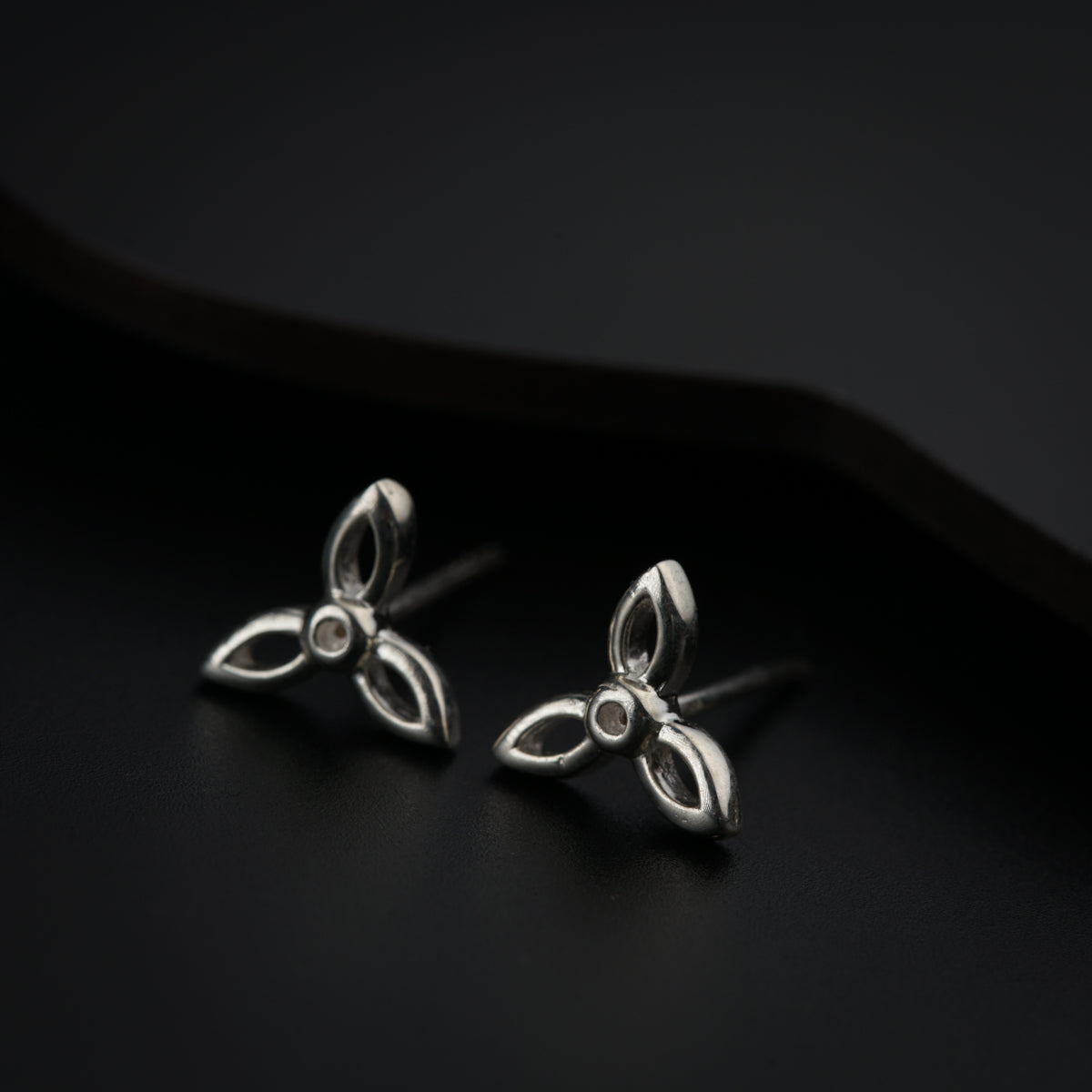 Silver Tiny Flower Earring , great for second piercing !