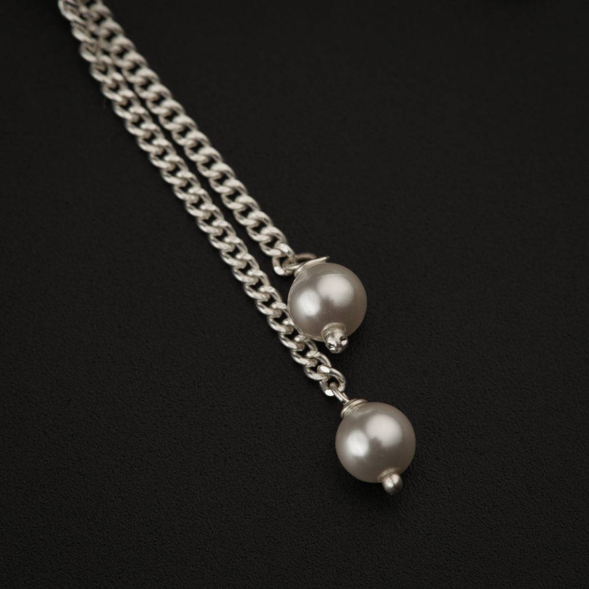 Pearl Dangler Earring