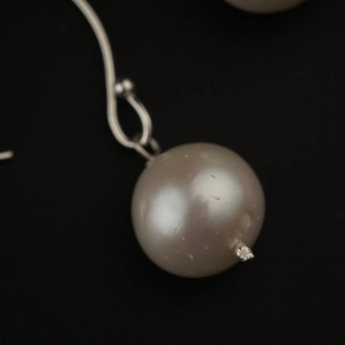 Pearl Silver Earring