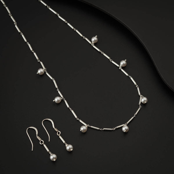 Everyday wear Silver Pipe with Pearls Set