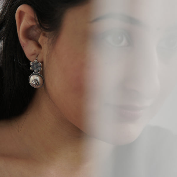 The Kurak Earring from Barmer in sterling silver jewelry