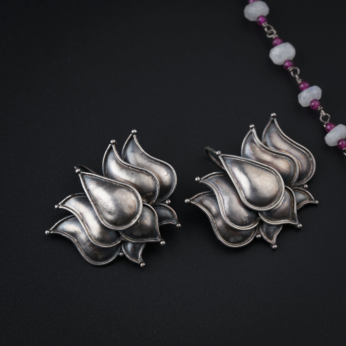 Curated Silver Set Lotus