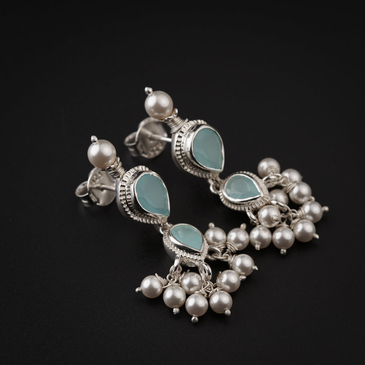Chalcedony Tanmani Set with Pearls