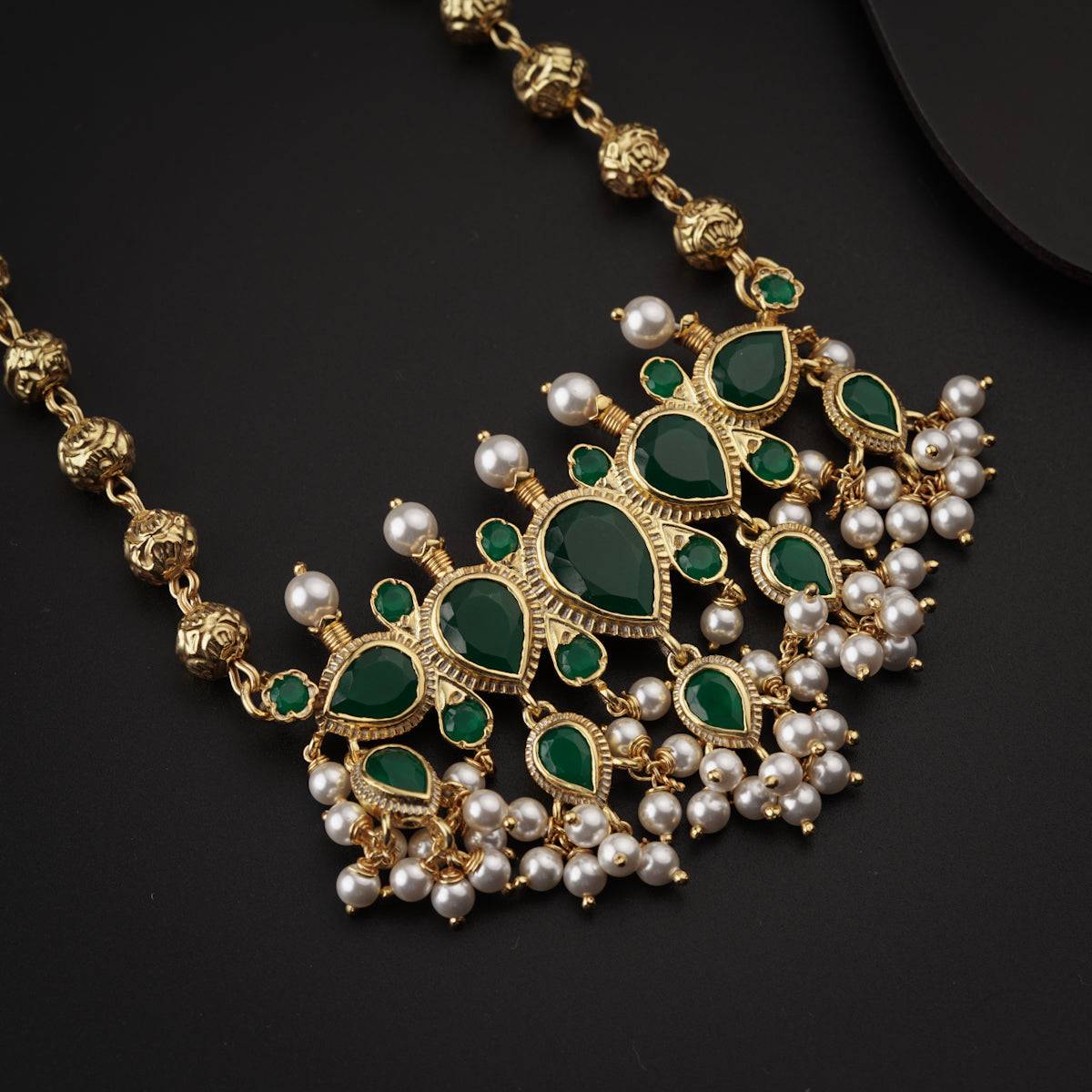 Green Onyx Tanmani Set Gold Plated