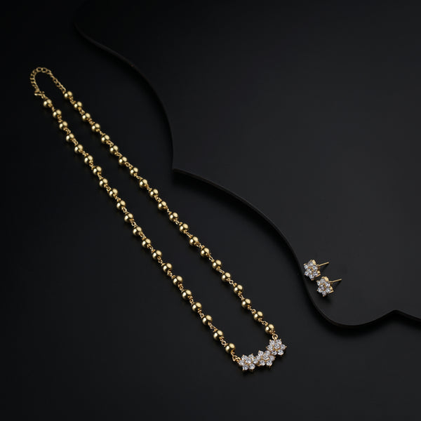 Gold-plated necklace with floral design and sparkling stones for jewelry sets