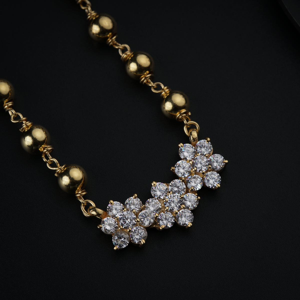 Stone Studded Flower Motif Big Set with Silver Beads Gold Plated