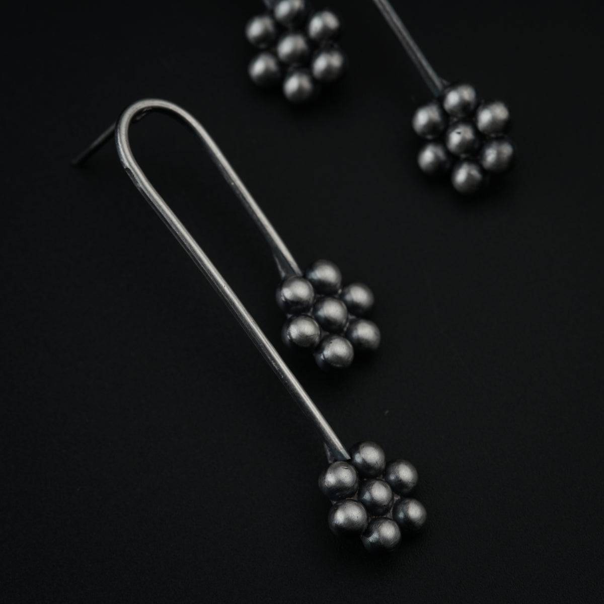 Kudi Drop Silver Earring