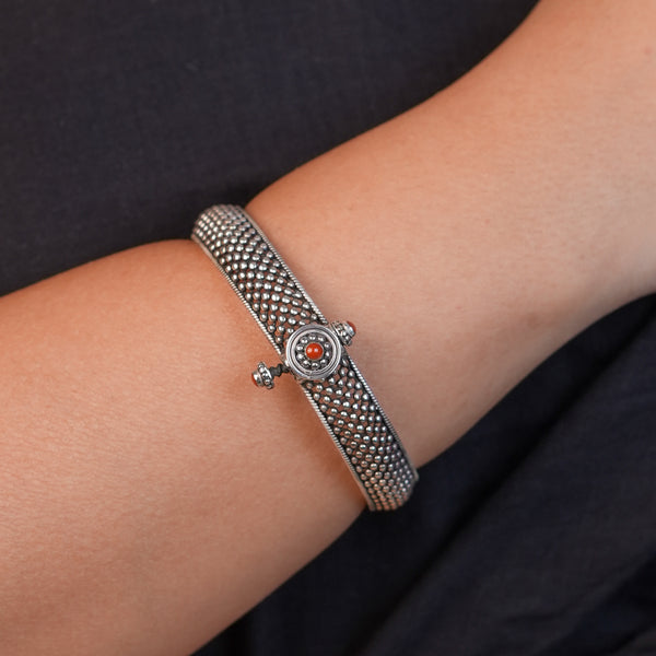 Silver Oxidised Textured Bangle with Red Stone