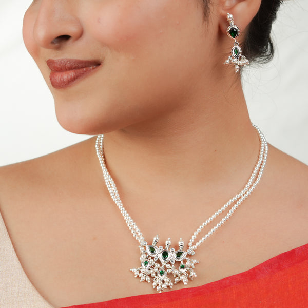 Green CZ Tiny Tanmani Set with Pearls