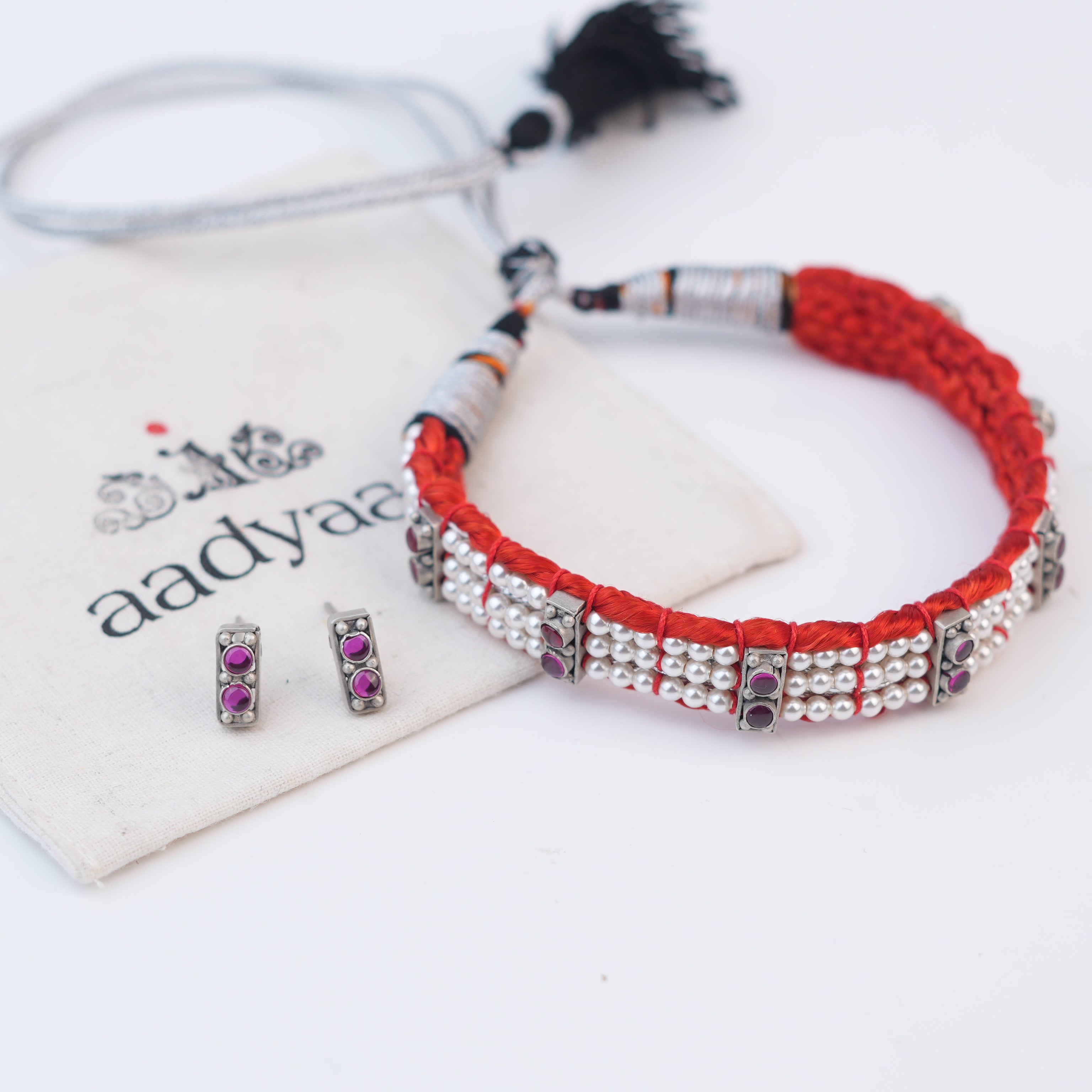 Silver Chinchpeti with Kempu Stones & Pearls – Small (Made to Order)