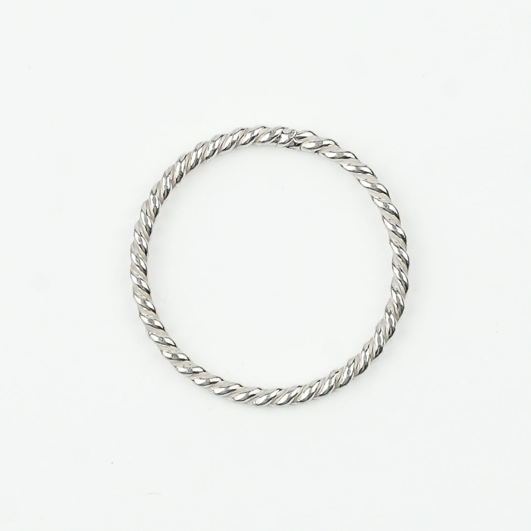 Silver Twisted Essential Ring