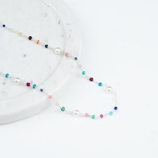 Close-up of Multicolour Small Stone Ganthan Necklace with Pearls