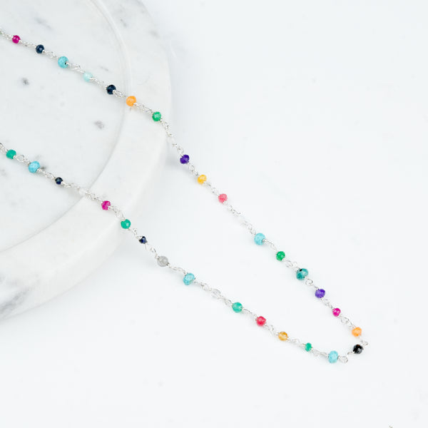 Close-up of Multicolour Small Stone Ganthan Necklace craftsmanship