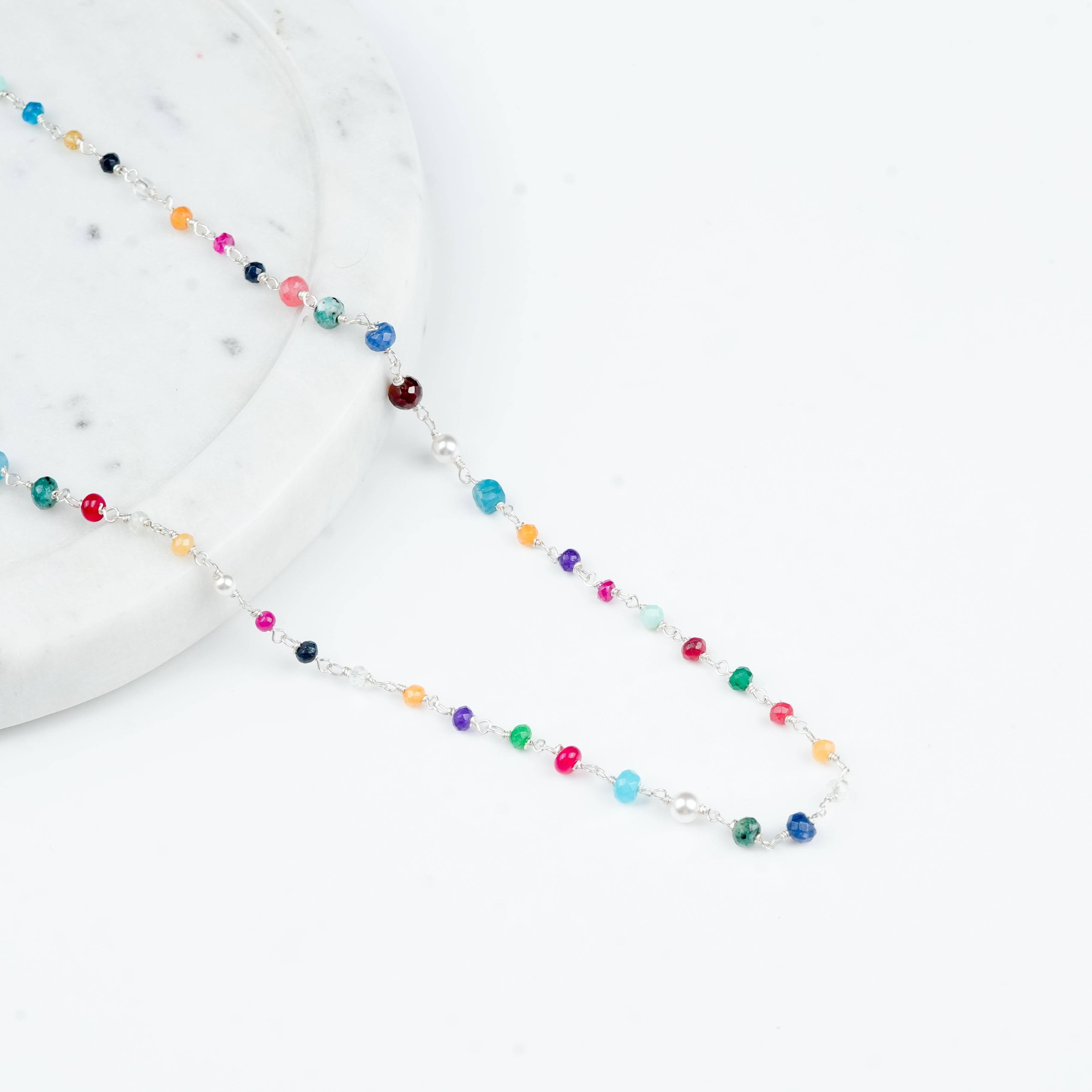 Close-up of Multicolour Small Stone Ganthan Necklace craftsmanship