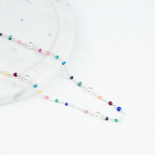 Close-up of Multicolour Small Stone Ganthan Necklace with Pearls