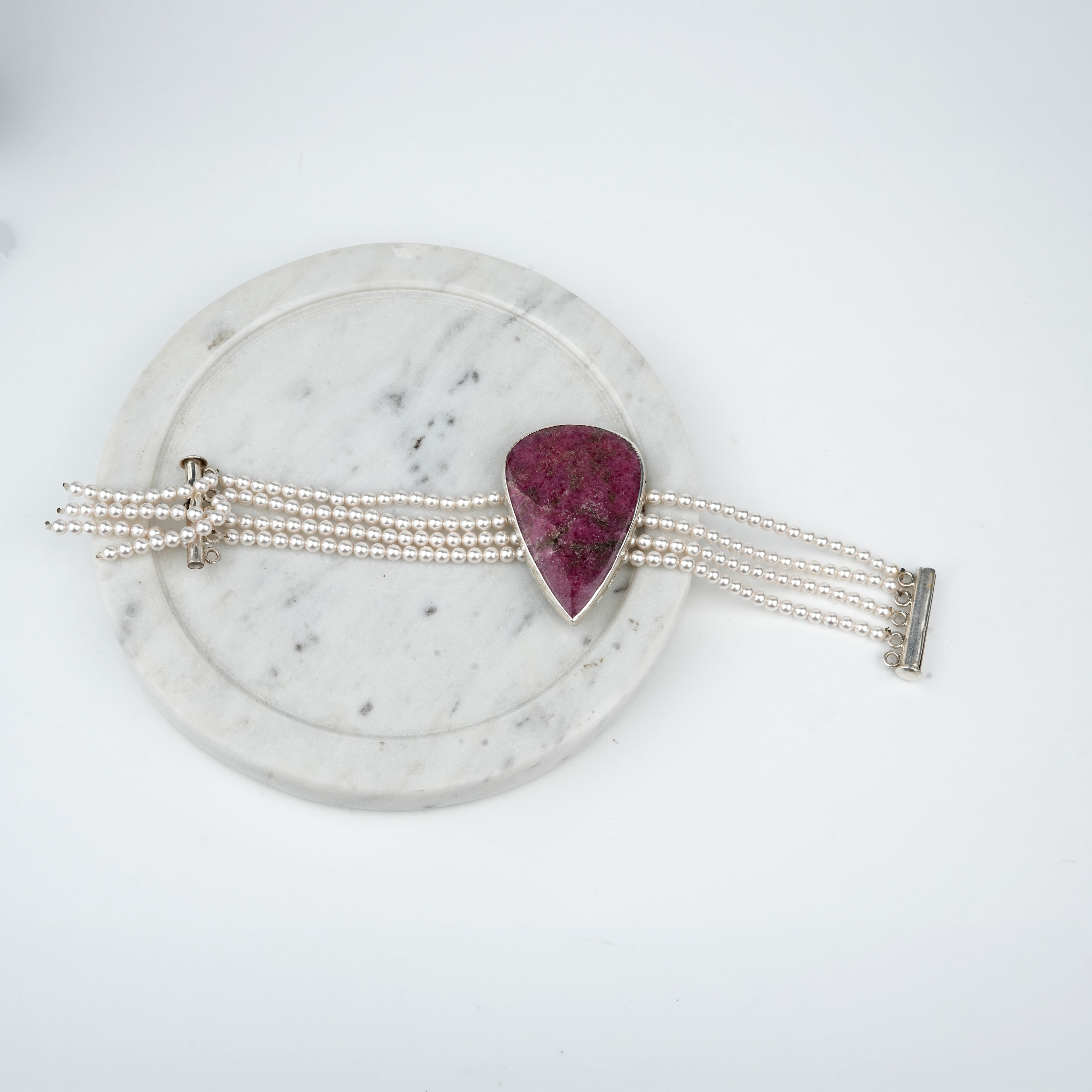 Luxe Bracelet – Rhodonite & Pearls