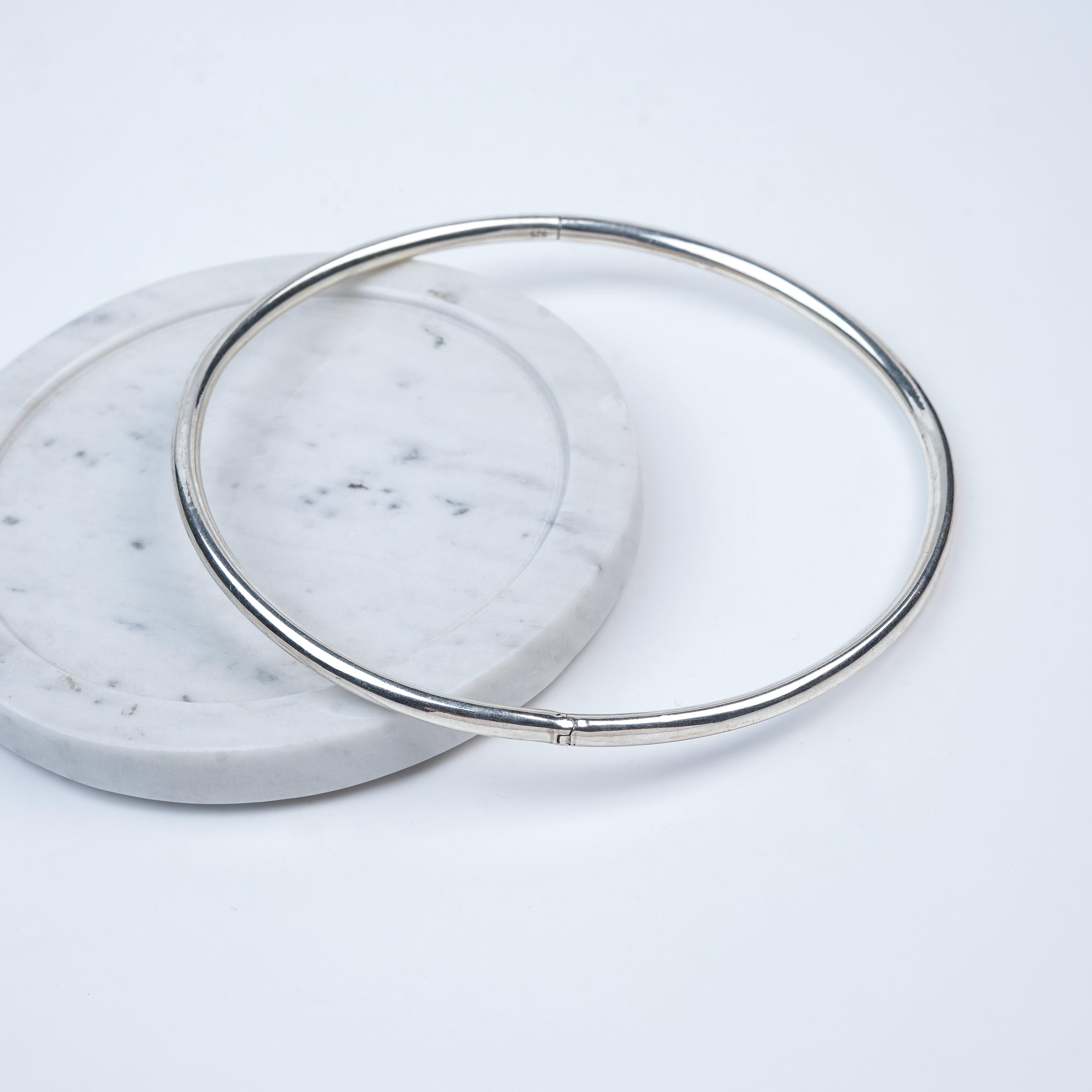 Silver Plain Hasli Necklace