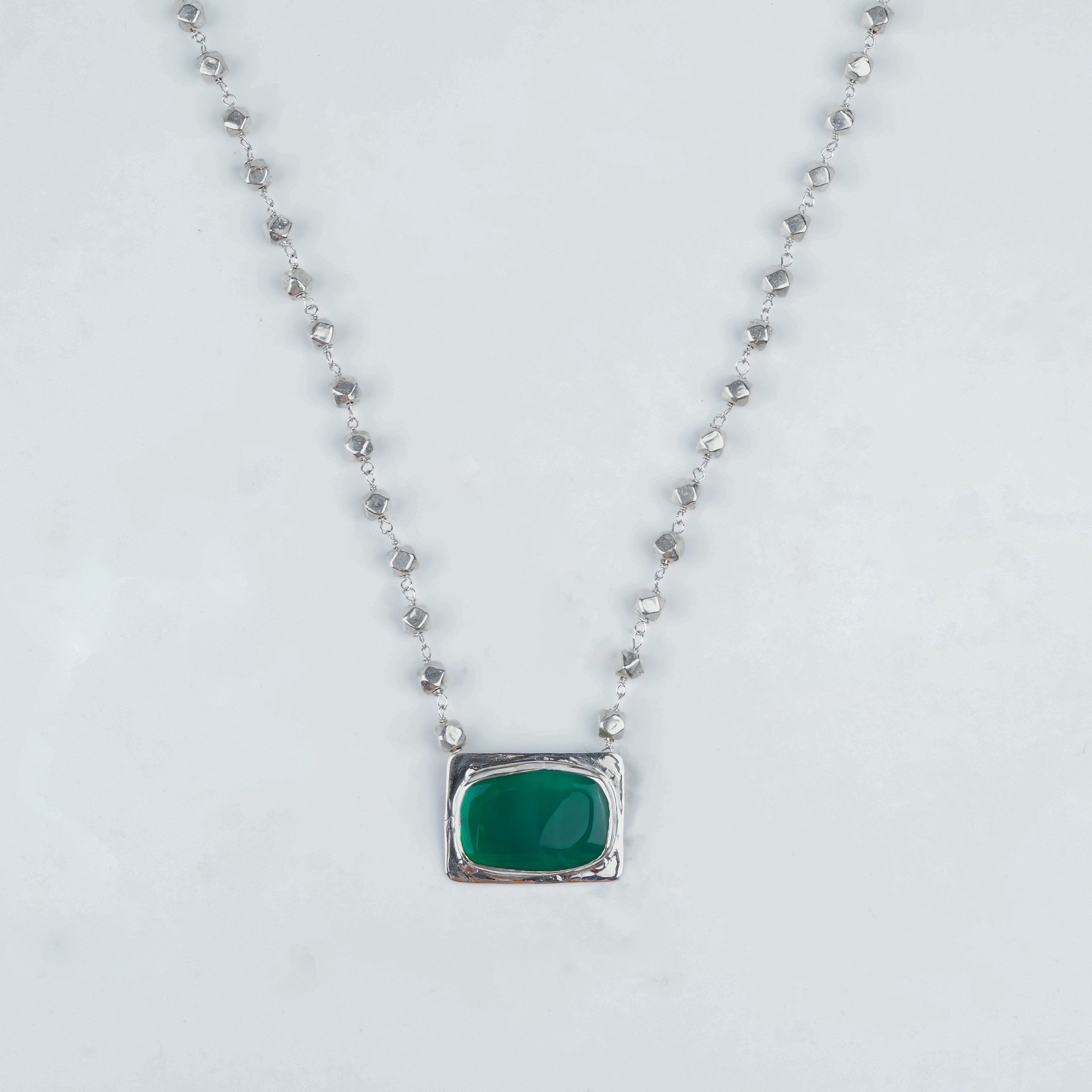 Luxe Necklace – Green Onyx & Ashtapailu Ganthan