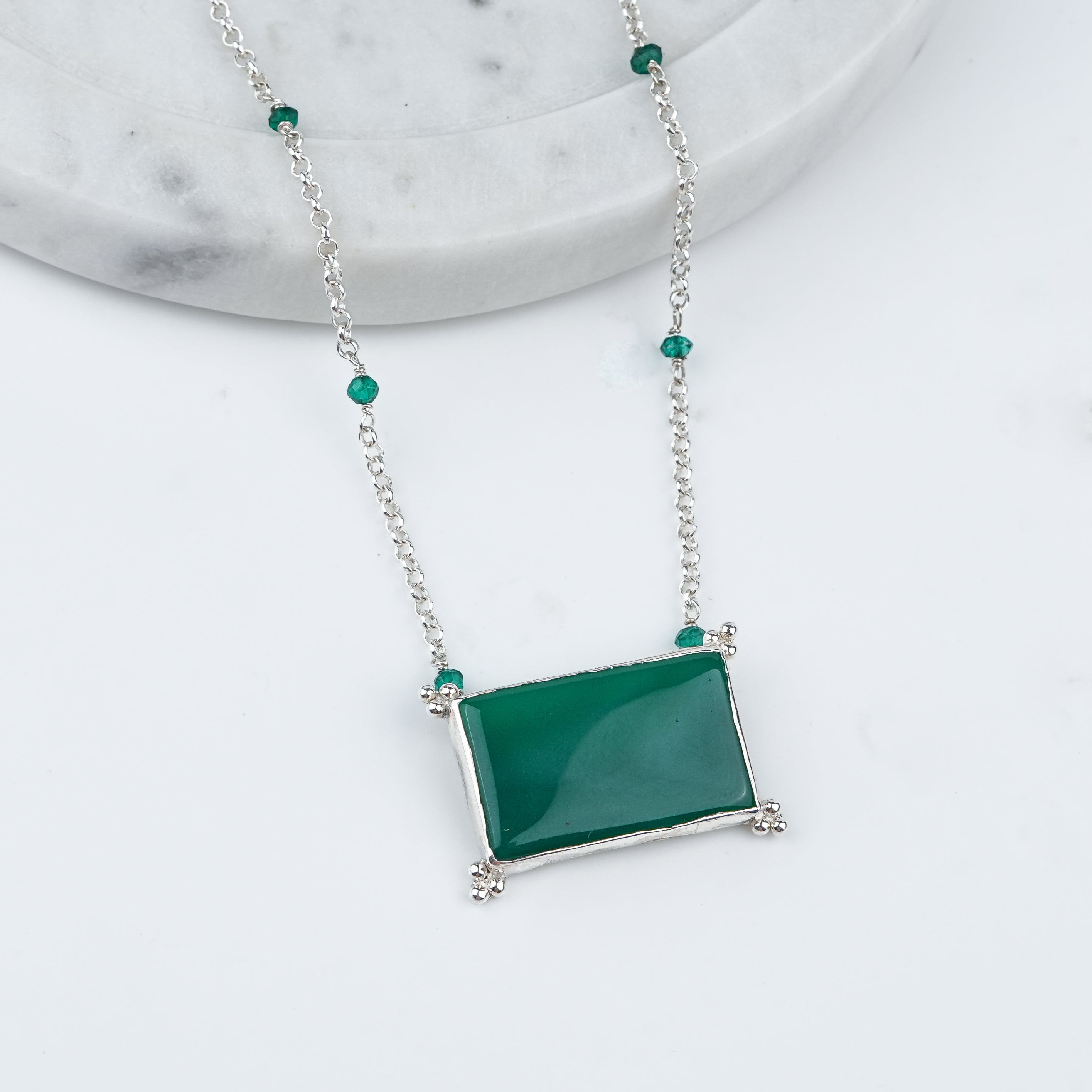 Luxe Necklace – Rectangle Green Onyx & Chain