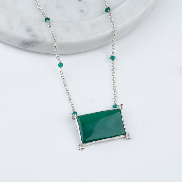 Luxe Necklace – Rectangle Green Onyx & Chain