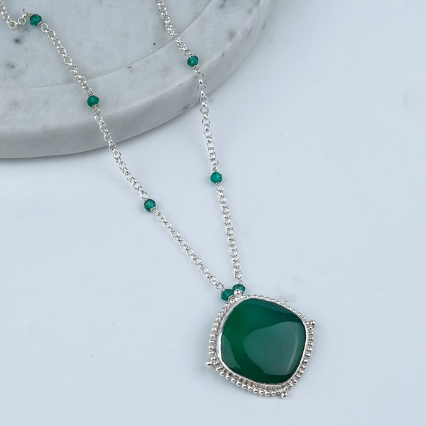 Luxe Necklace – Square Green Onyx & Chain