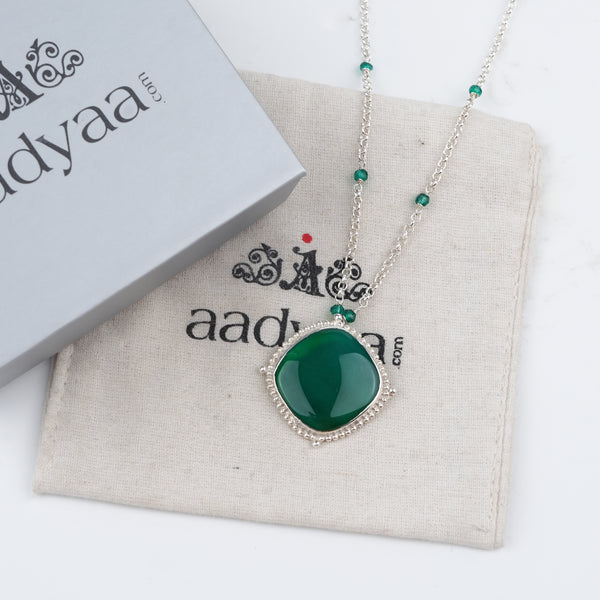 Luxe Necklace – Square Green Onyx & Chain