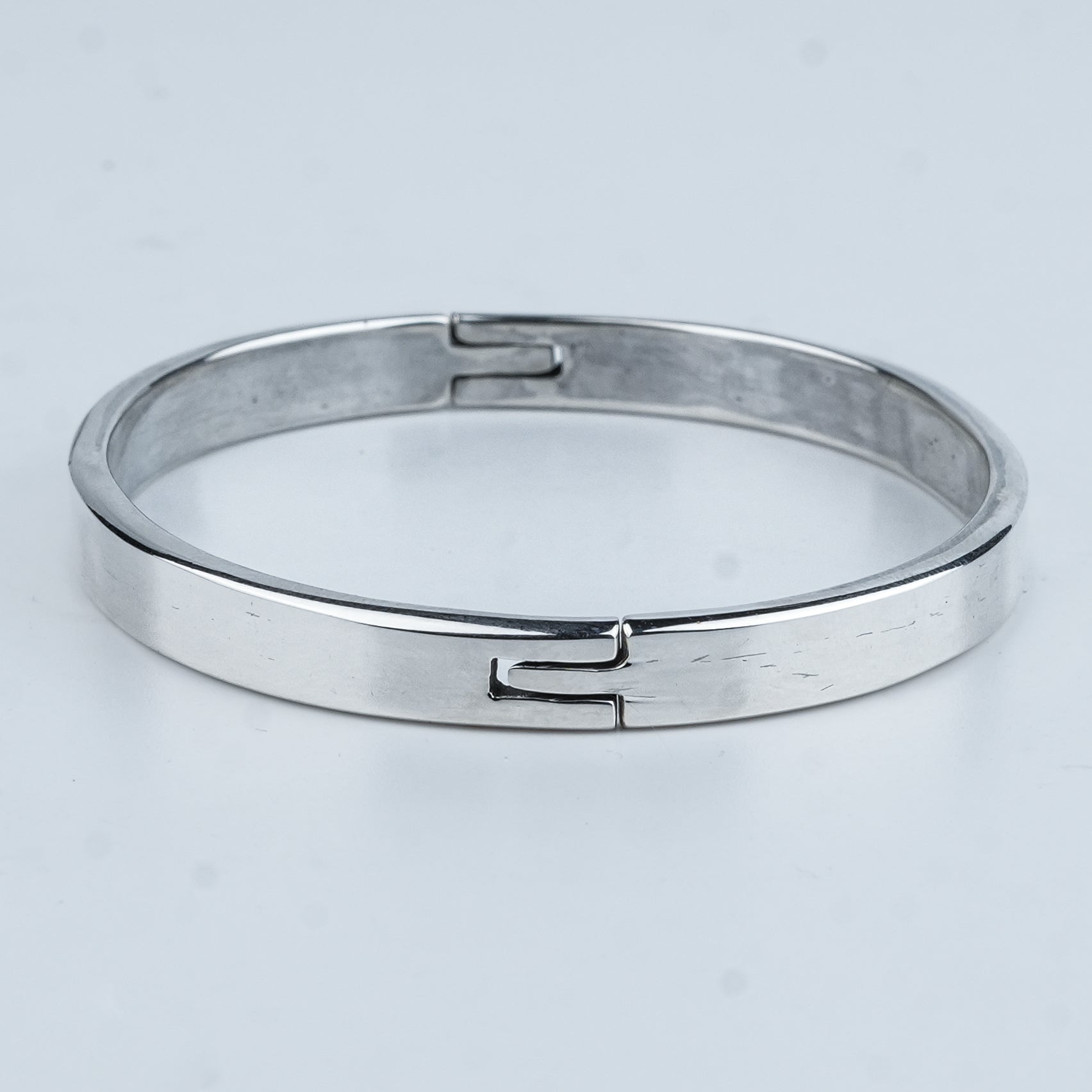 Silver Openable Plain Bracelet