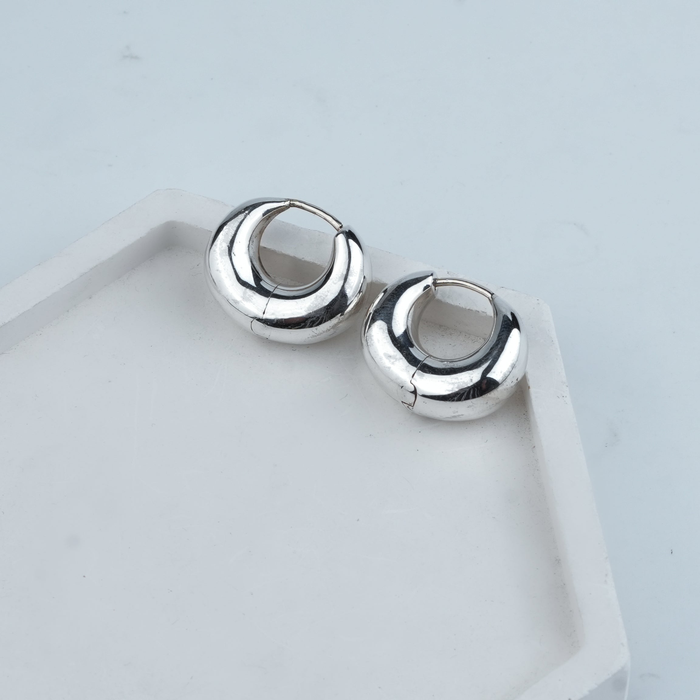Silver Round Hoops – Medium