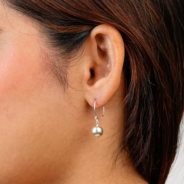 Silver Sarmanee Dangling Earrings – 8 mm Bead | 92.5 Sterling Silver