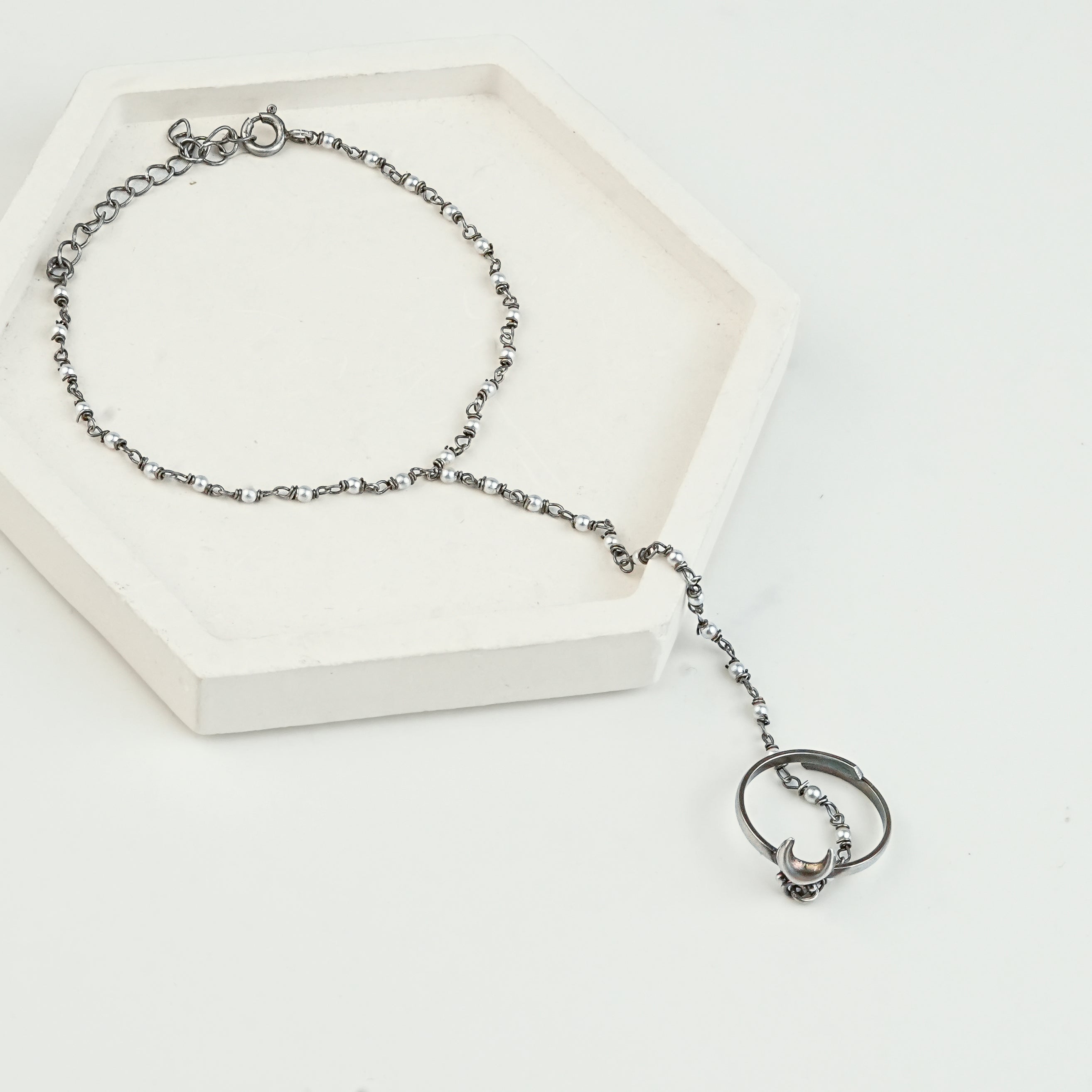 Chandrakor & Pearl Ganthan Haath Phool | 92.5 Sterling Silver