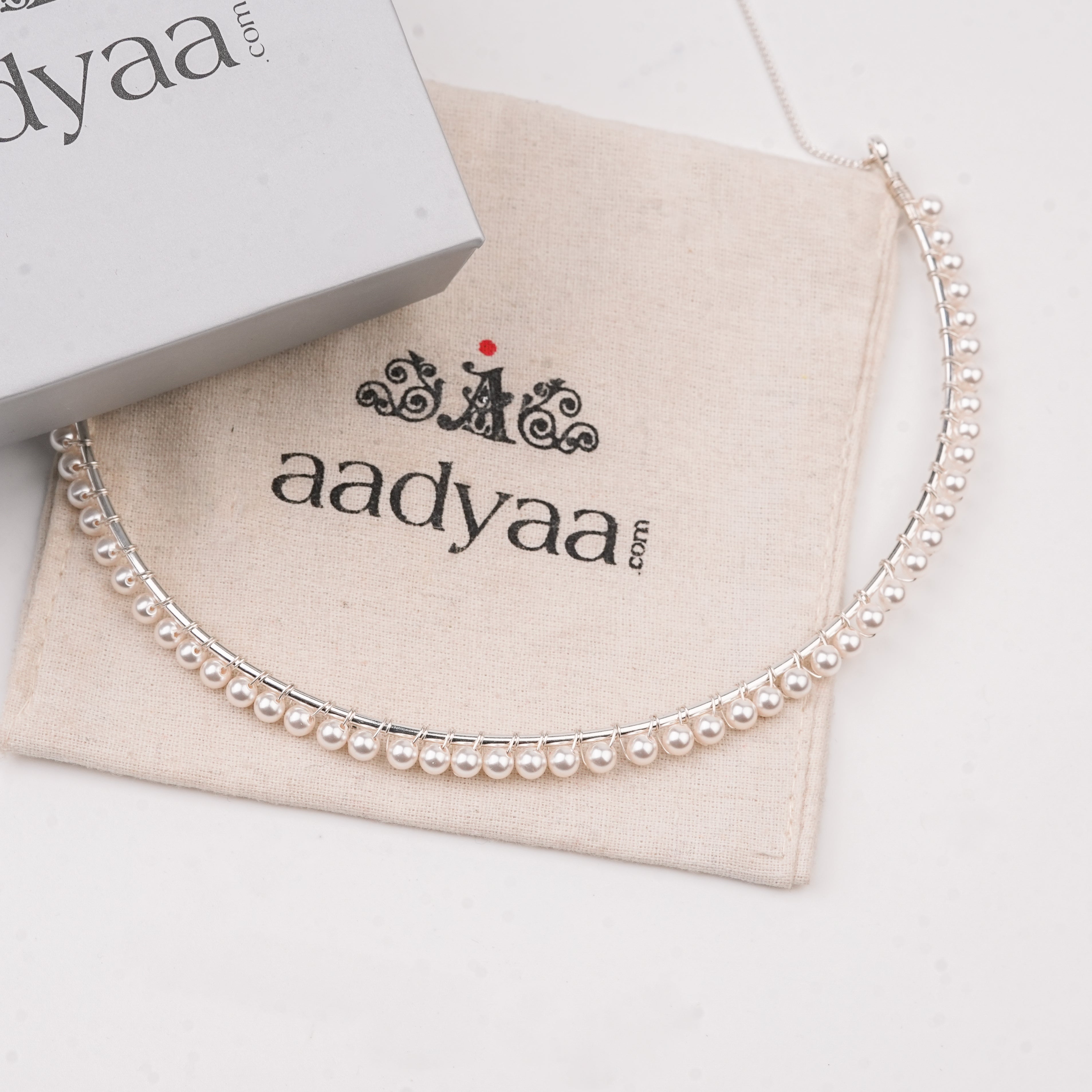Pearl Collar Choker (Made to Order)