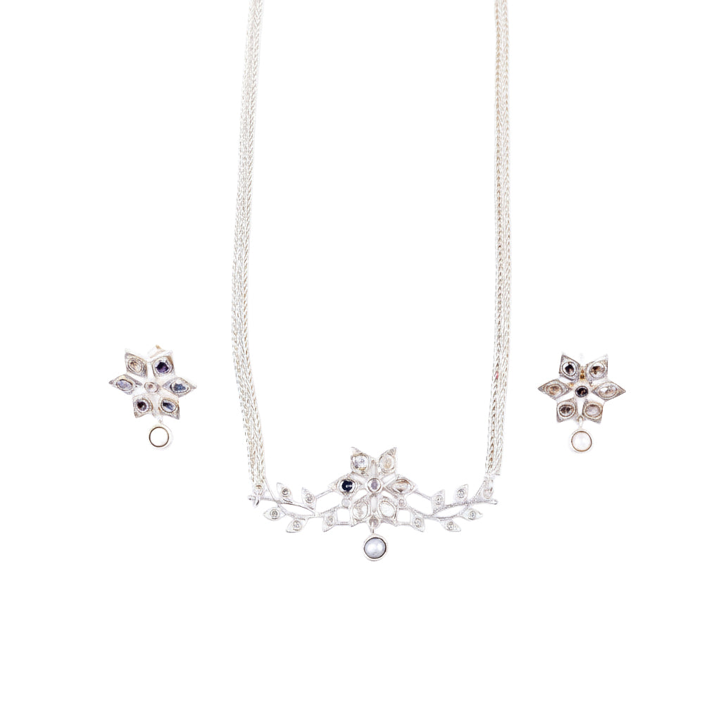 Polki Choker Leaf Silver Set with Pearls (Moissanite)