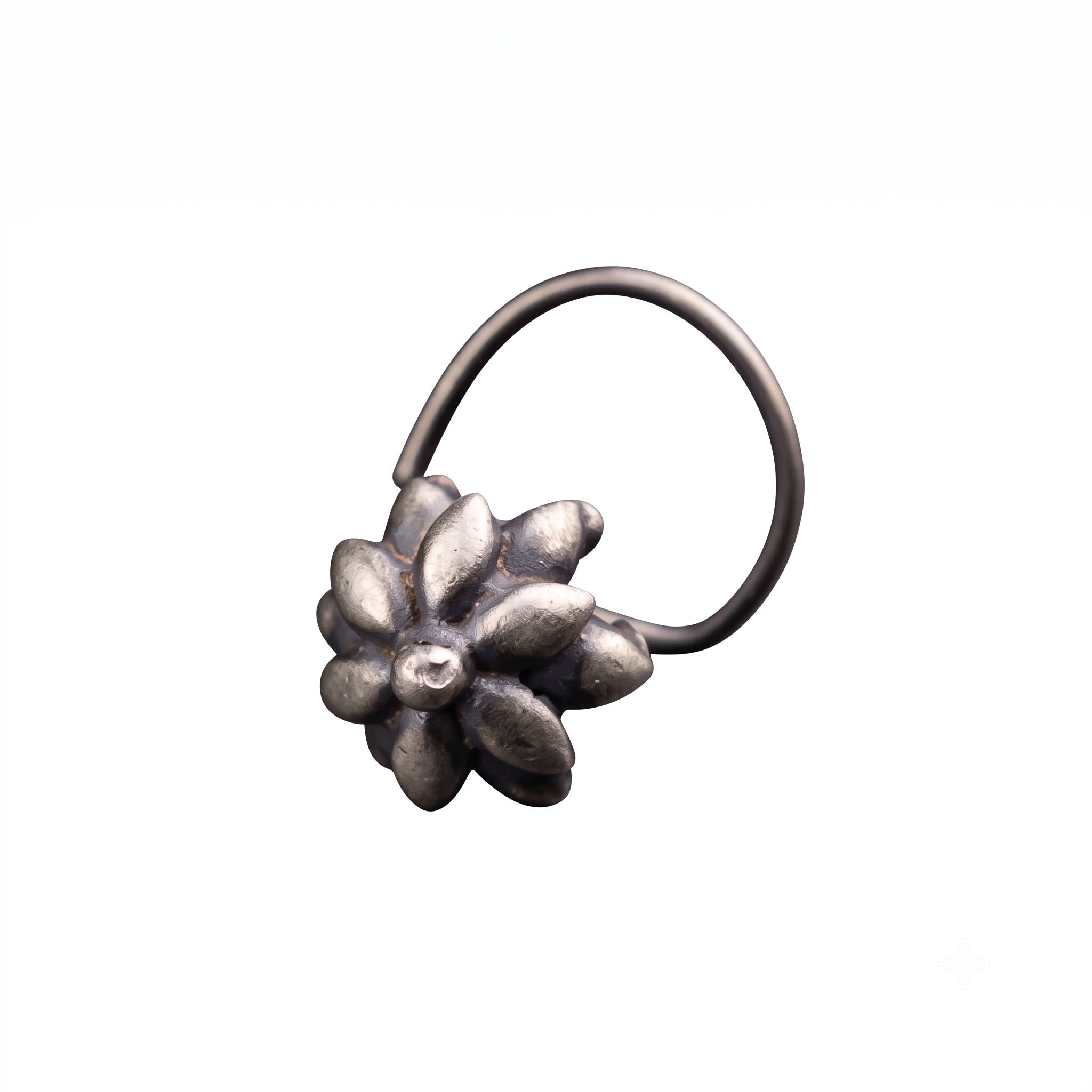 Shevanti Nose pin (Pierced)