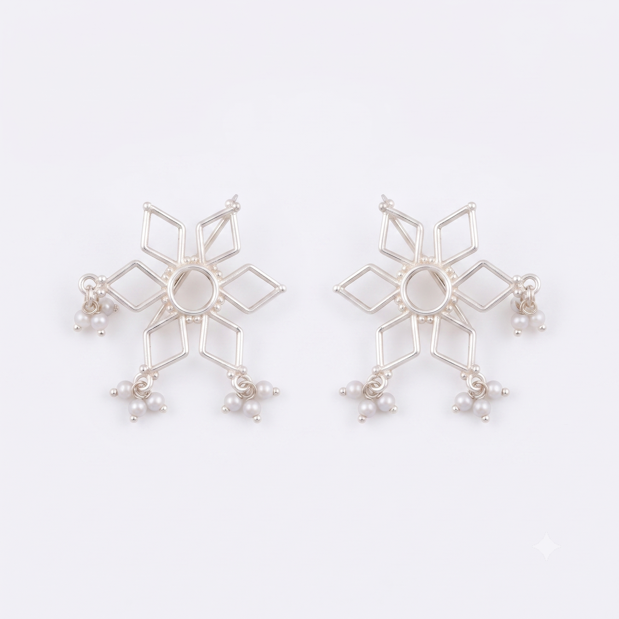 Snowflake Silver Earring with tiny Pearls